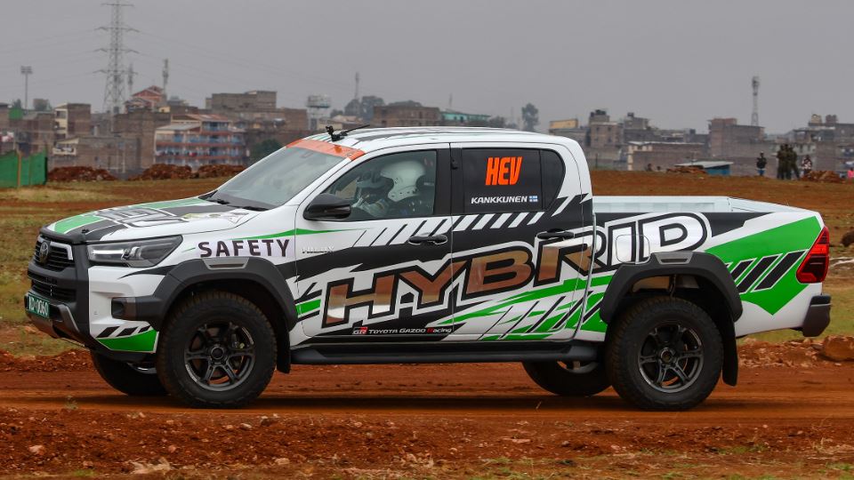 کانسپت تویوتا هایلوکس MHEV