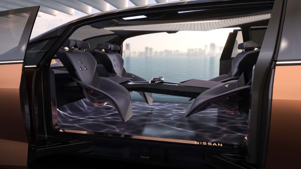 نیسان هایپر تورر Nissan Hyper Tourer