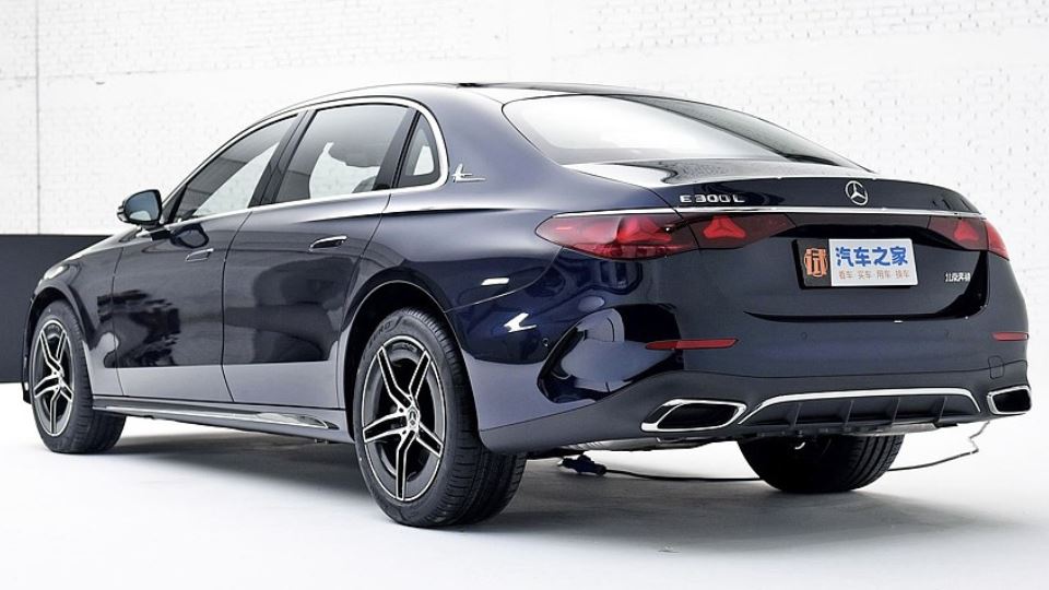 2023 مرسدس بنز E کلاس L