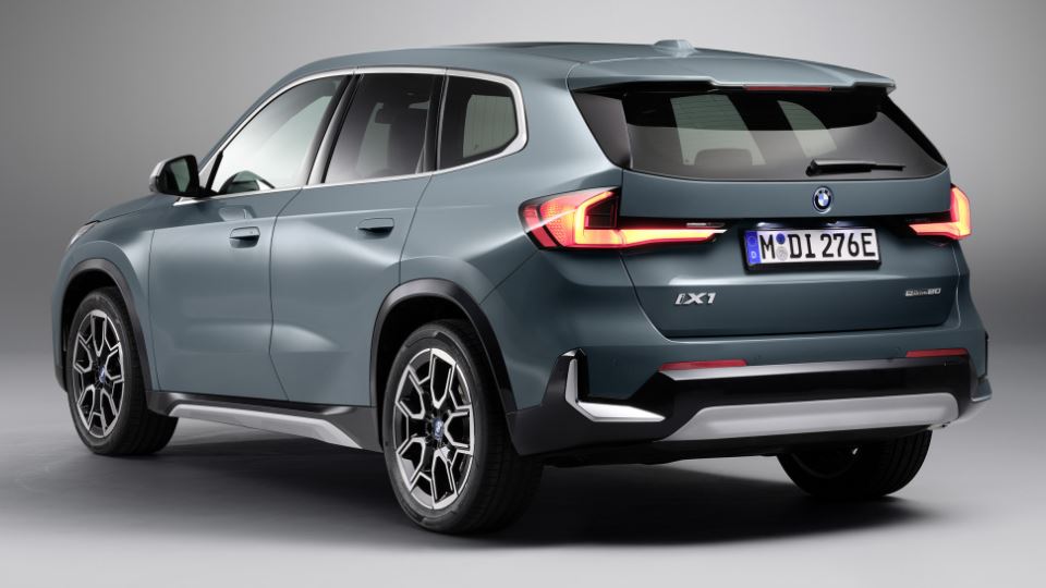 بامو iX1 eDrive20