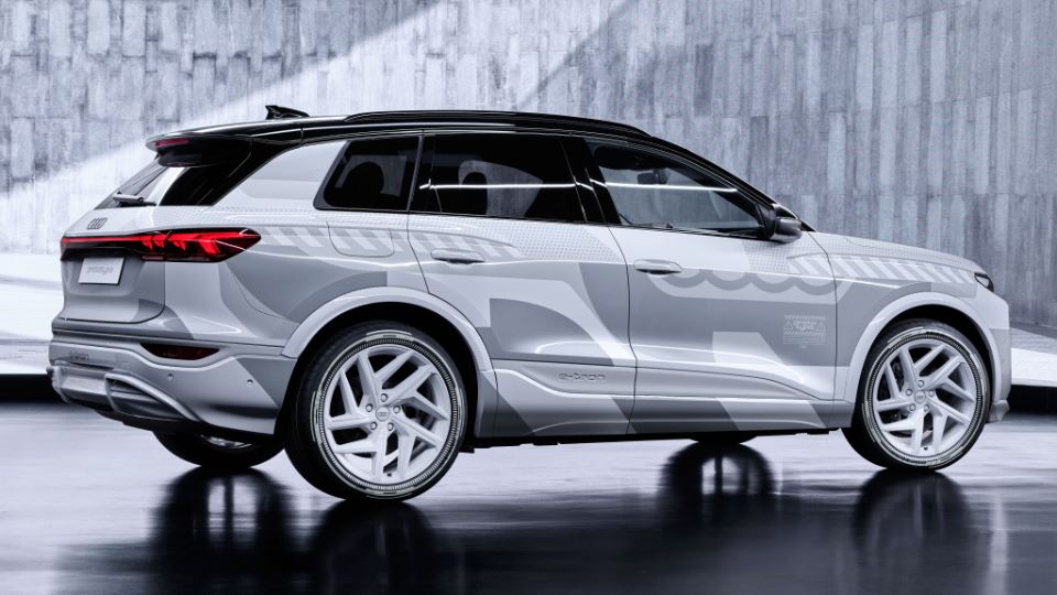آئودی Q6 ETron