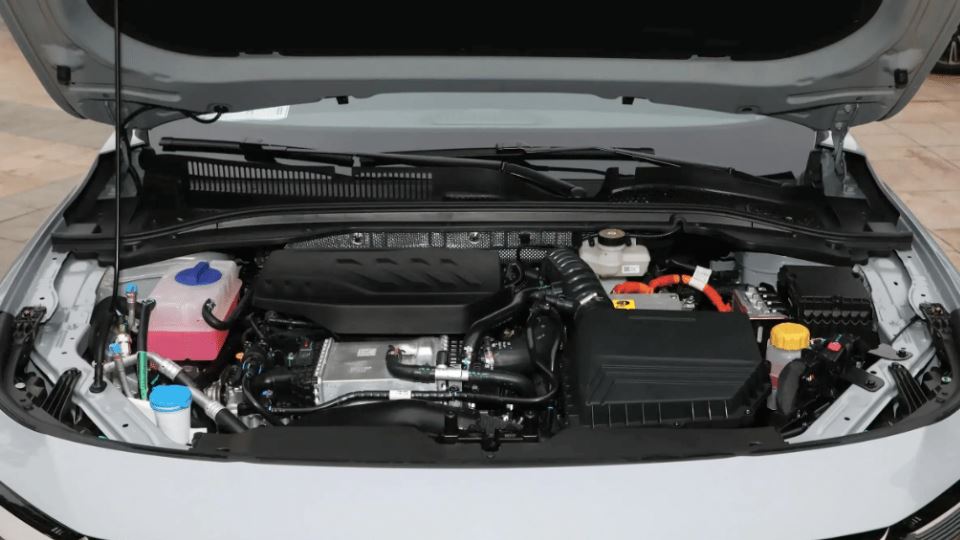 چری فنگیون A8 PHEV