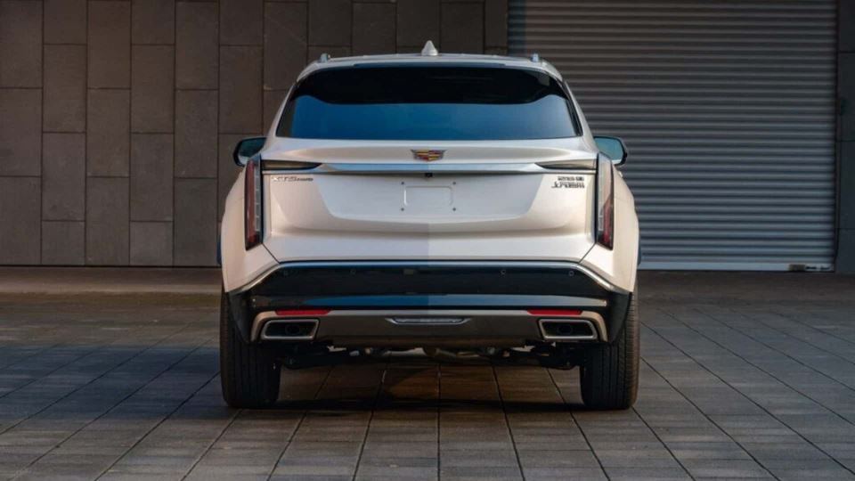 کادیلاک XT5