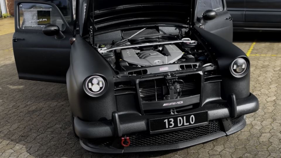 بنز پونتون کلاسیک ترسناک با پیشرانه AMG