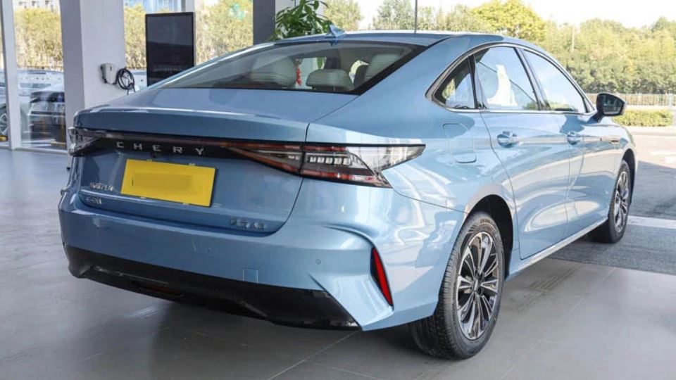 چری فنگیون A8 PHEV