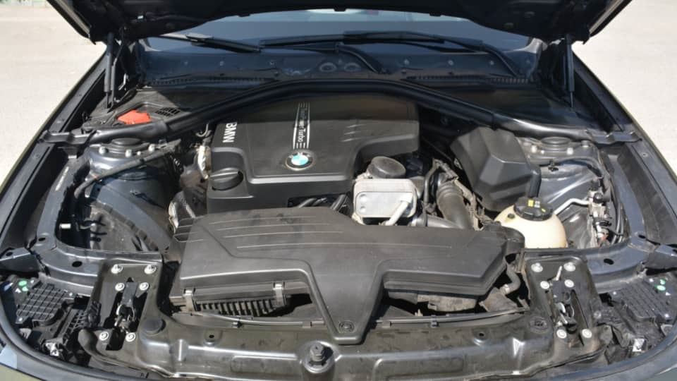 ب ام و 328i GT