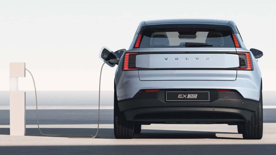 2024 ولوو EX30