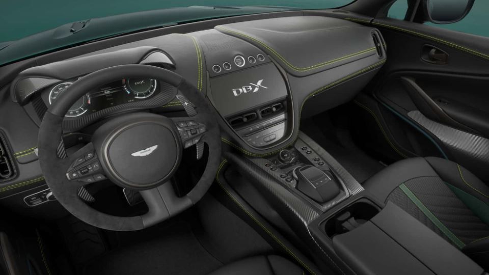 استون مارتین DBX707 نسخه AMR23