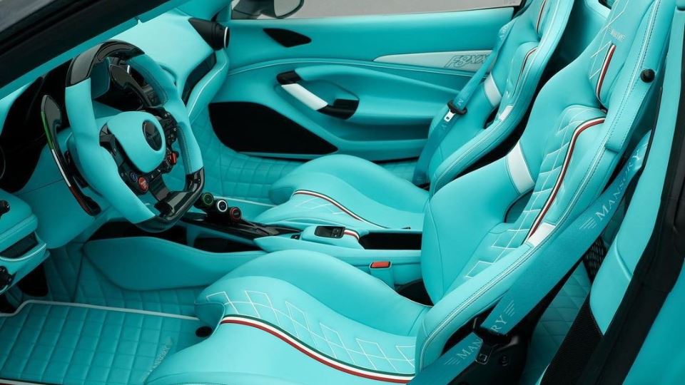 معرفی منصوری F8XX اسپایدر Tempesta Turchese