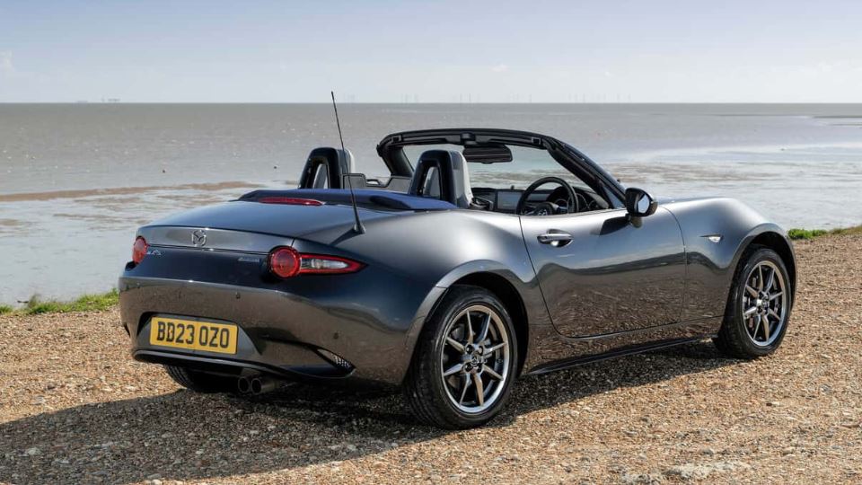 معرفی مزدا MX-5 کیزونا