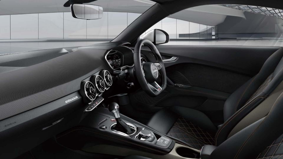 معرفی آئودی TT مموریال ادیشن