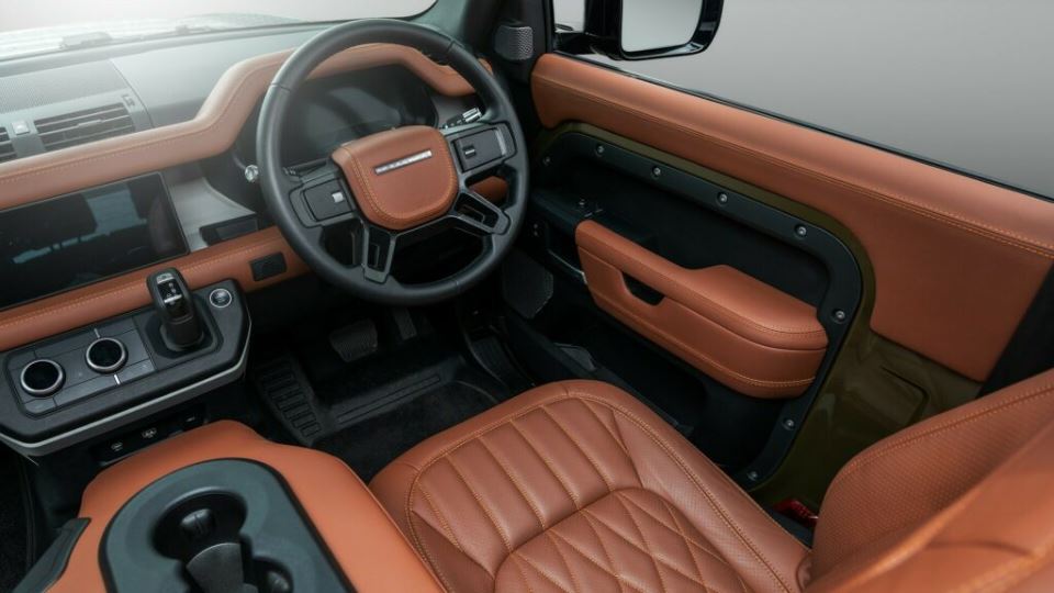 معرفی لندرور دیفندر با تیونینگ خان