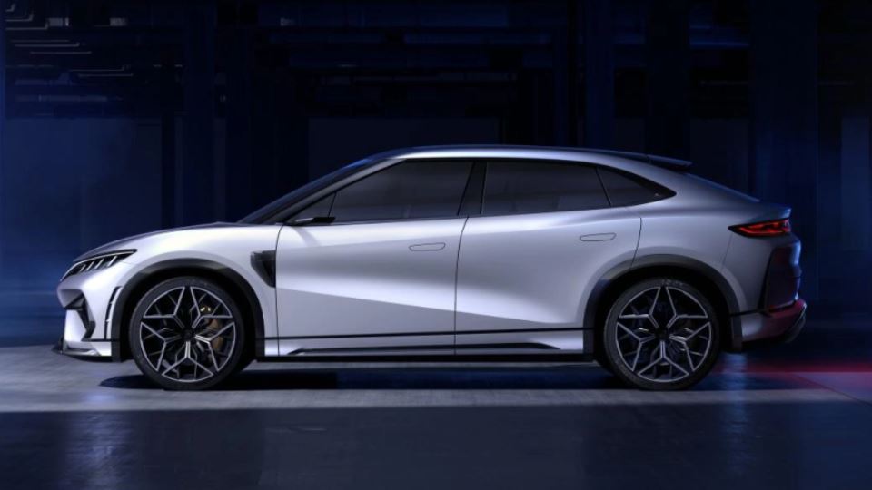 معرفی بی وای دی سانگ L کانسپت