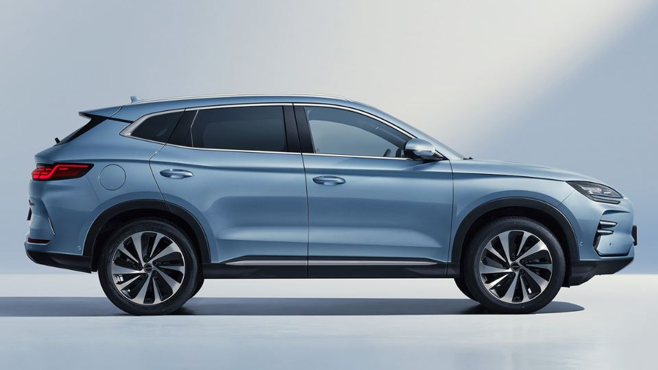 معرفی بی وای دی سانگ پلاس EV