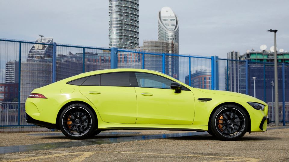 خودروی سفارشی بنز برای راجر فدرر