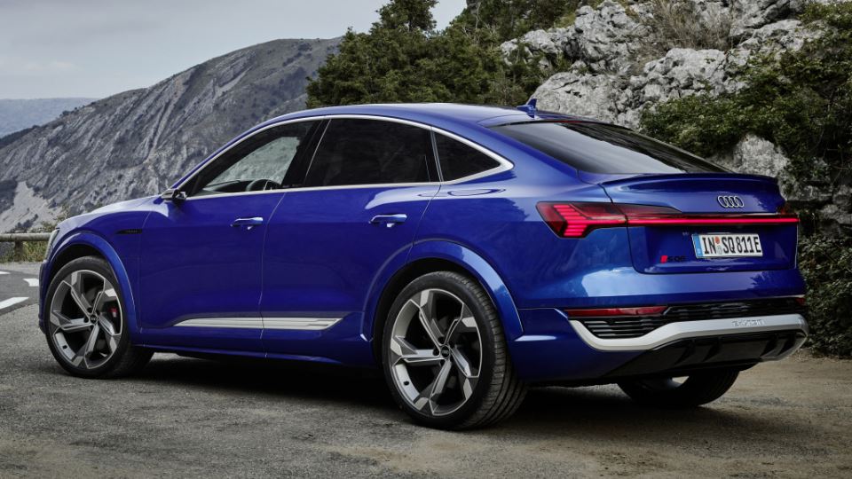 معرفی آئودی Q8 E-Tron