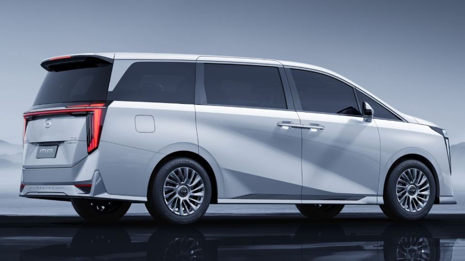 معرفی ترامپچی M8 مستر ادیشن