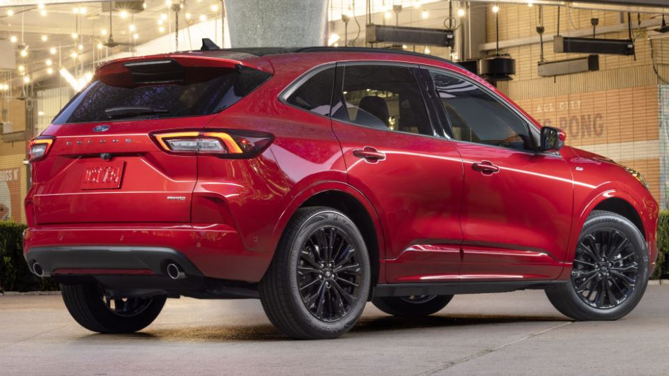 معرفی فورد اسکیپ 2023