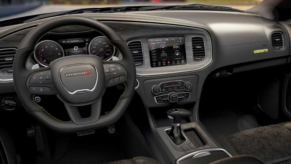 معرفی نسخه اسکات‌پک Swinger از چارجر و چلنجر