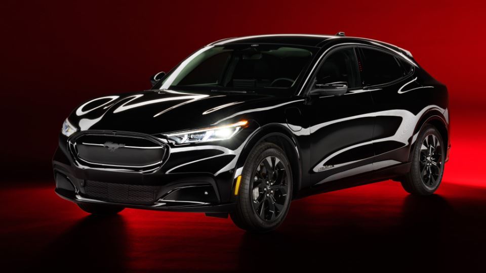 فورد ماستنگ با پکیج Nite Pony