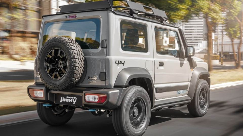 سوزوکی جیمنی سیرا 4اسپرت - Suzuki Jimny Sierra 4Sport