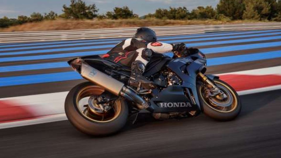 هوندا CBR1000RR-R فایربلید تیپ SP