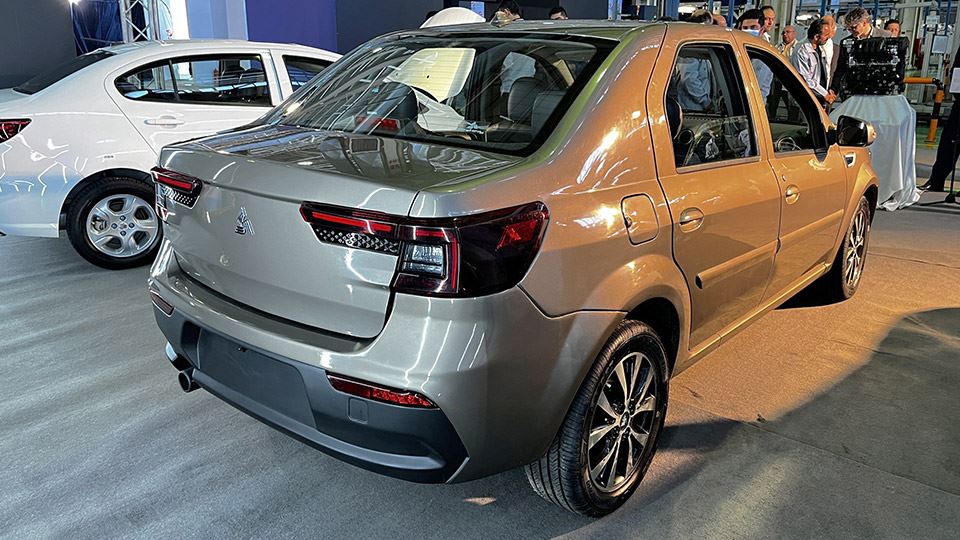 بررسی پارس نوآ شرکت پارس خودرو (کادیلا یا تندر P90)