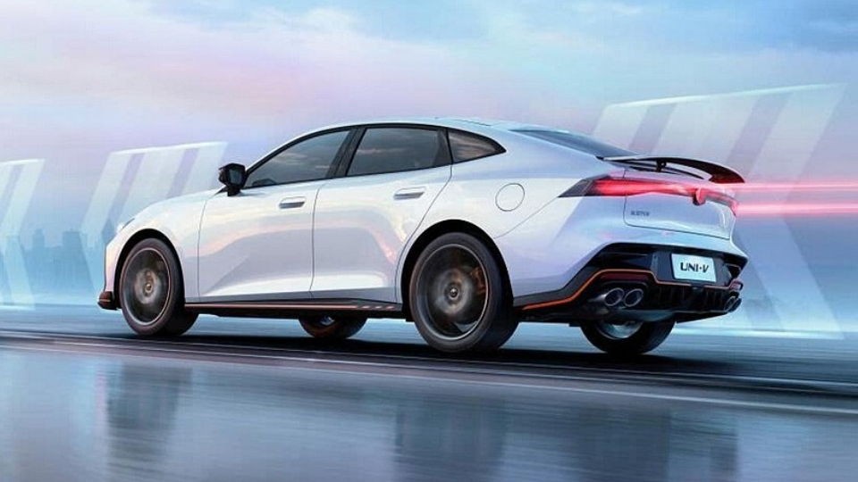 معرفی چانگان یونی-وی با چهره جدید