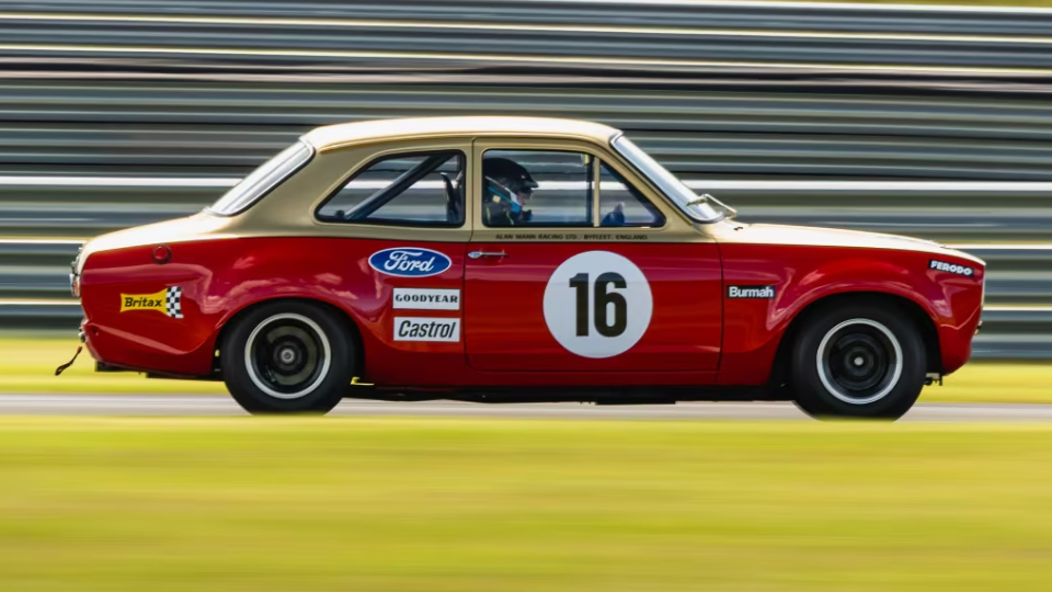 تولد دوباره فورد اسکورت آلن مان 68 ادیشن