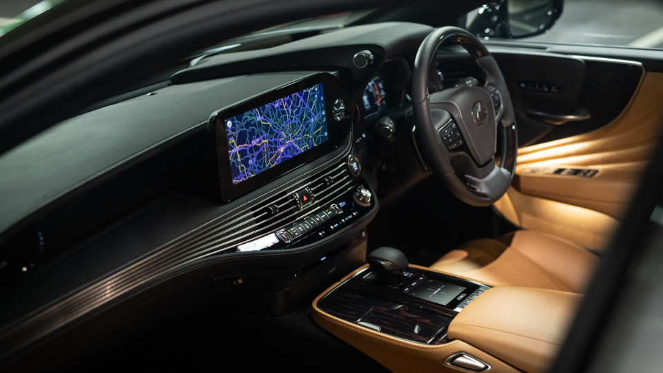 معرفی لکسوس LS مدل 2026