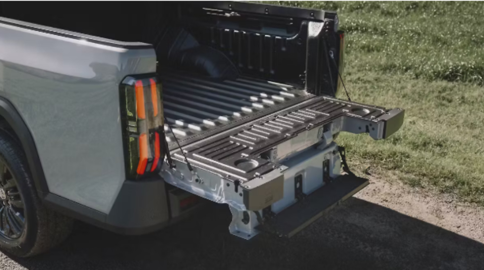 اولین پیکاپ برند ام جی معرفی شد!