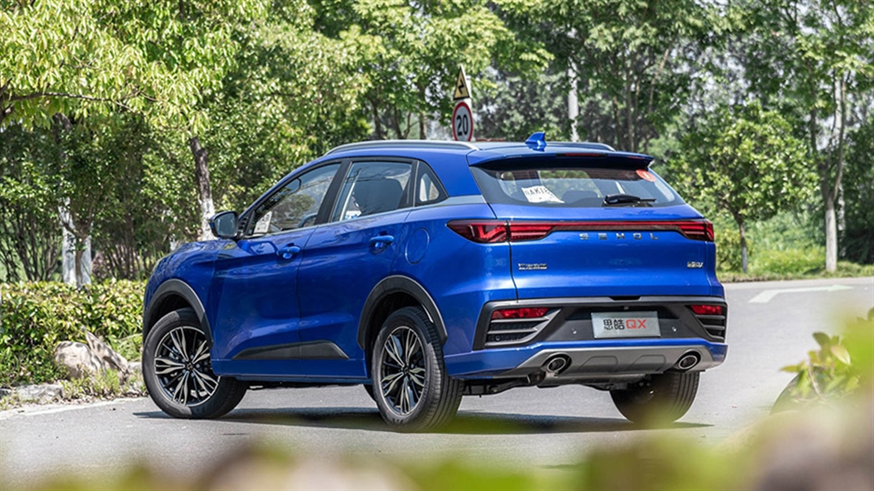 بررسی کی ام سی اس آر 6 بنزینی کرمان موتور (KMC SR6)