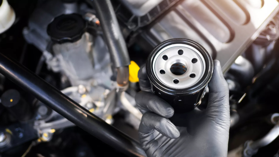 بهترین زمان تعویض فیلتر بنزین