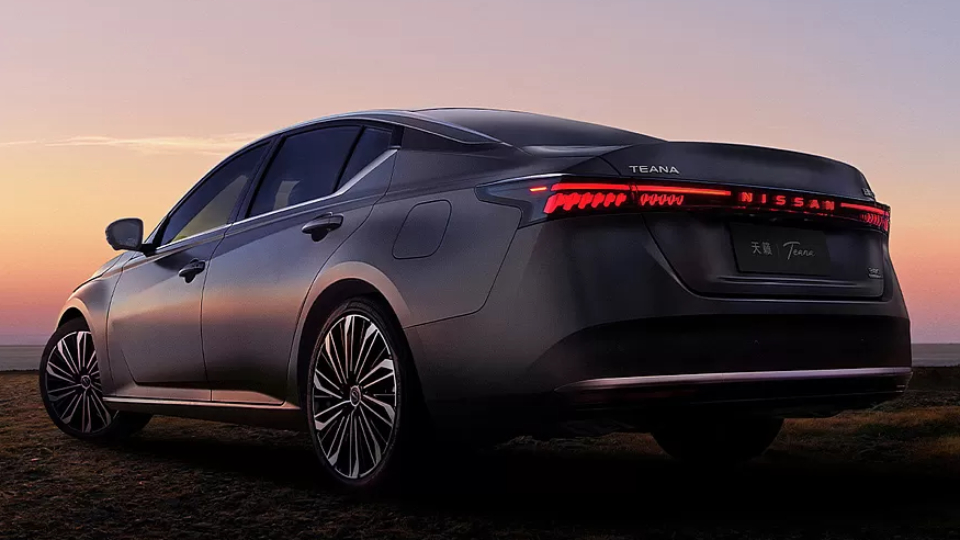 بازگشت نیسان تیانا