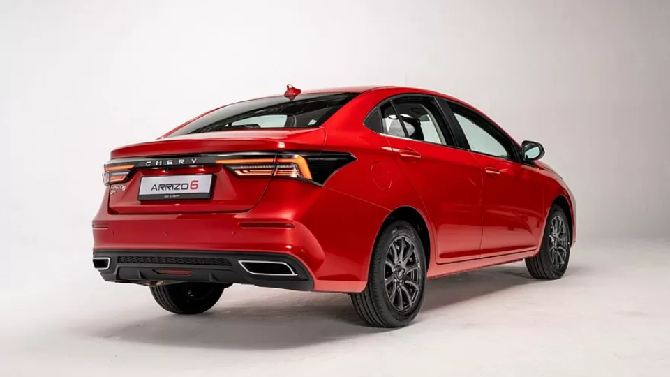 تغییر چهره برای آریزو 6