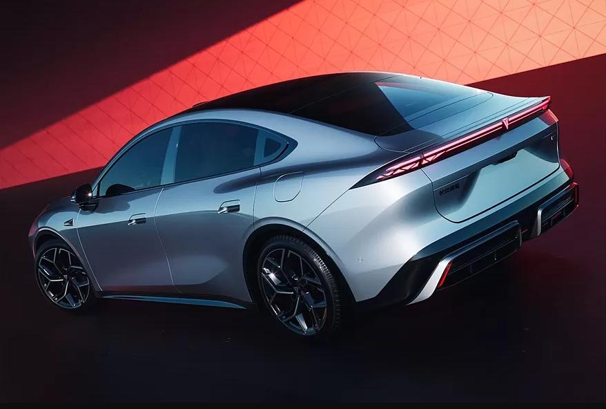 چانگان برای معرفی دیپال L06 آماده می‌شود