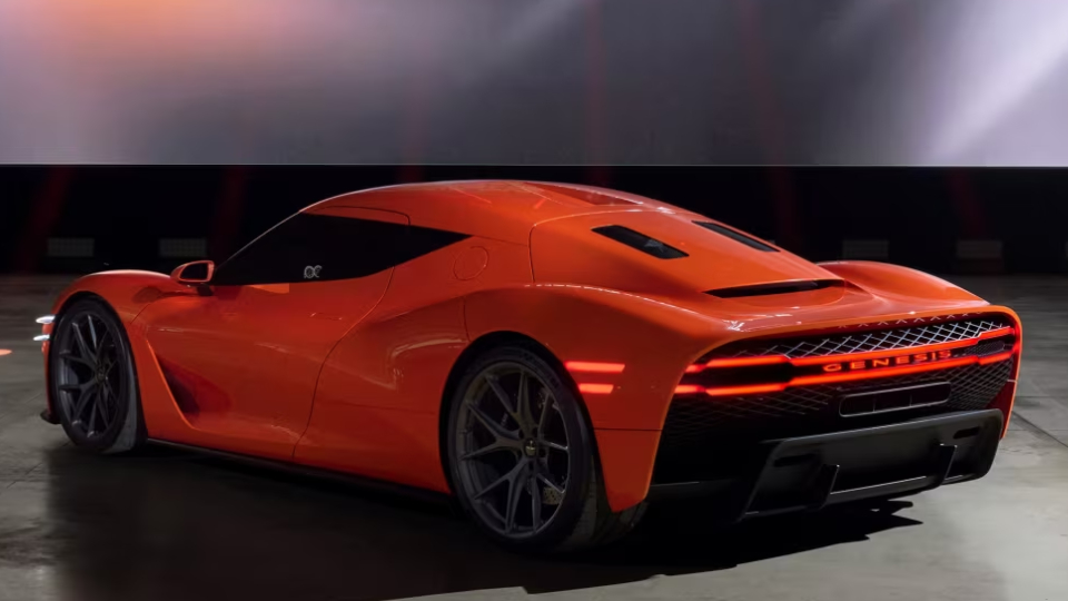 معرفی جنسیس ماگما GT