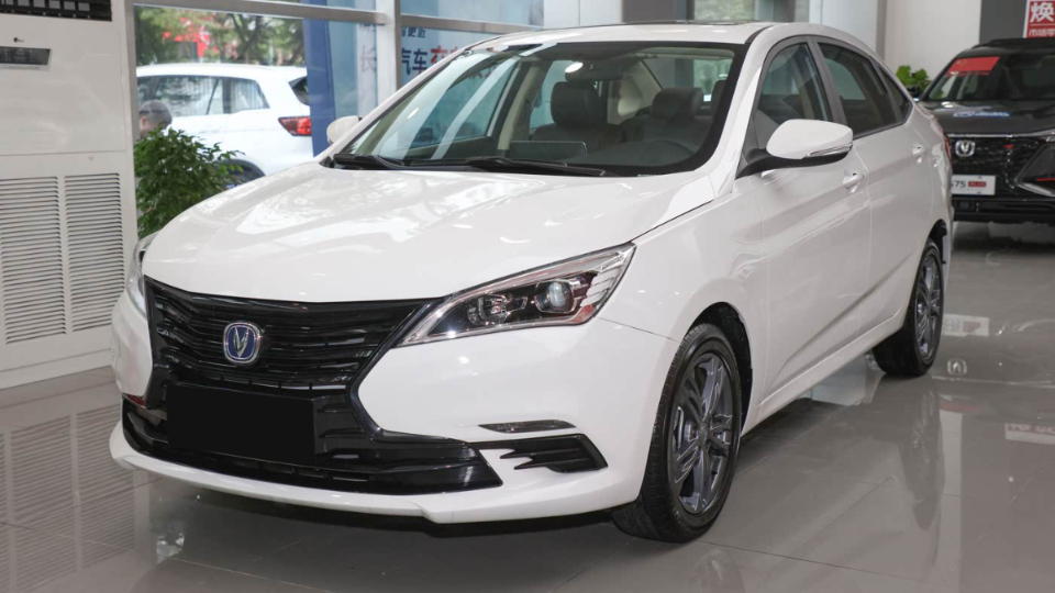 بررسی اینوی هیبرید بهمن موتور (Bahman Envoy Hybrid)