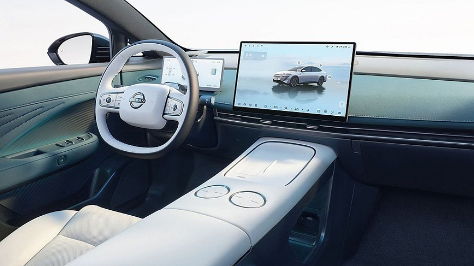 معرفی نیسان N7