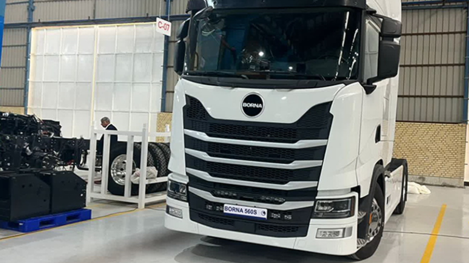 بررسی کشنده دانگ‌ فنگ HS7 یا برنا 560S