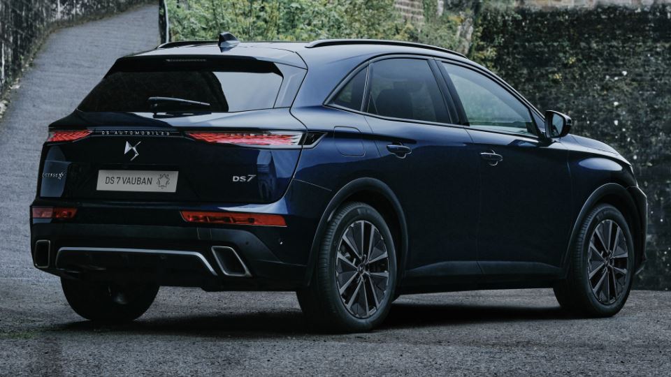 معرفی دی‌ اس 7 وابان