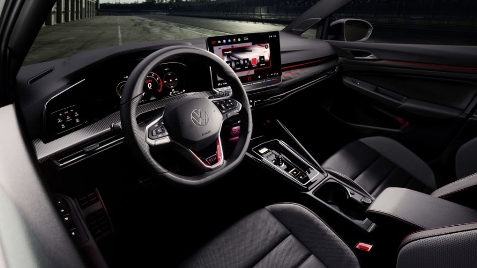 معرفی گلف GTI کلاب اسپرت