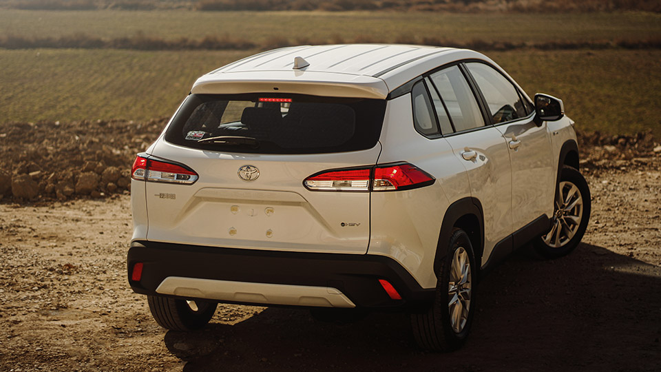 ملاقات با تویوتا کرولا کراس هیبرید