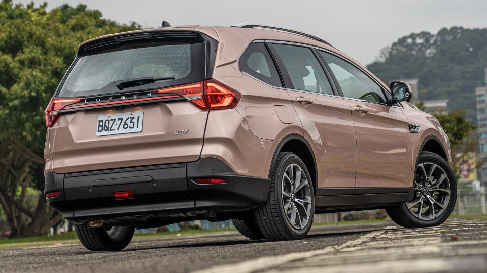 معرفی لوکسژن URX نئو