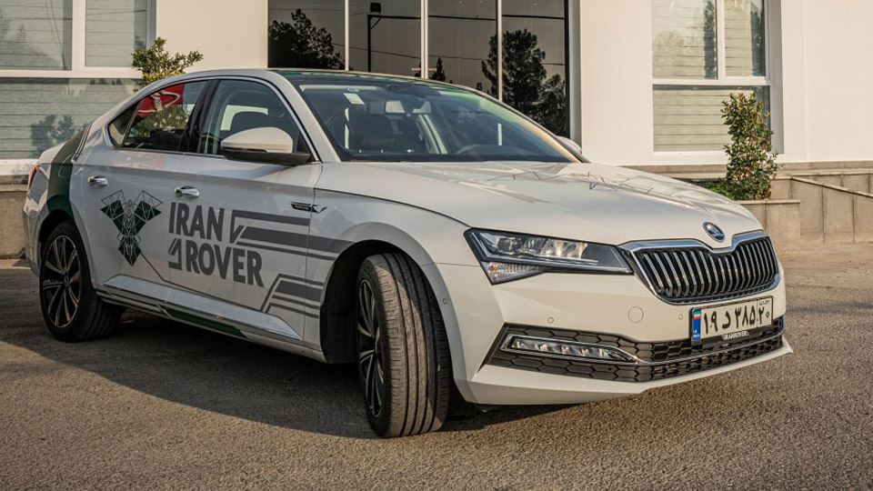 بررسی اشکودا سوپرب پارس ساتر (Skoda Superb)