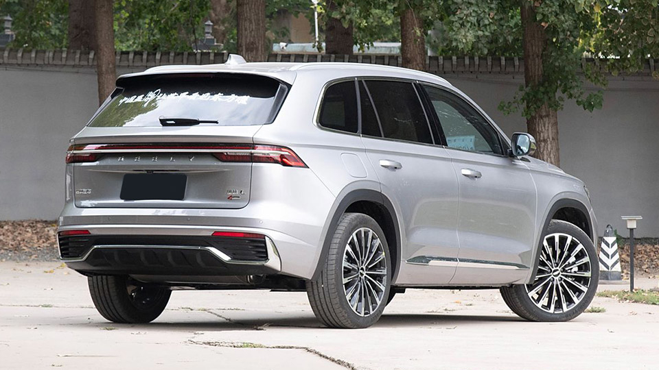 بررسی جیلی مونجارو کرمان موتور (Geely Monjaro)