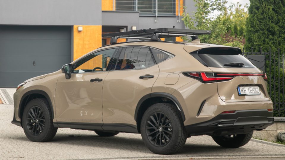 معرفی لکسوس NX اور تریل
