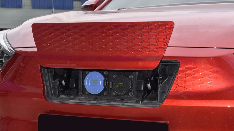 بررسی کی ام سی جی 7 برقی (KMC eJ7 EV)