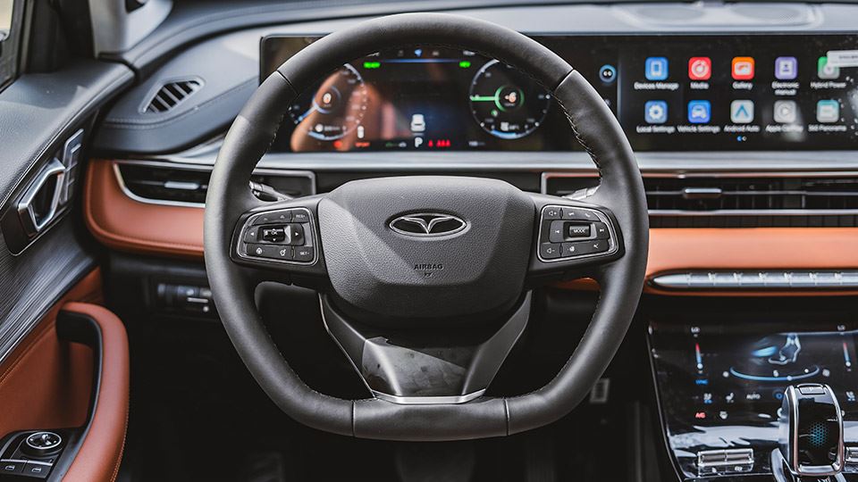 بررسی فونیکس تیگو 8 پرو e پلاس (PHEV)