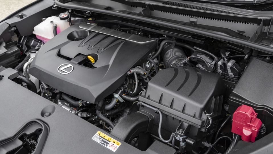 لکسوس LBX موریزو RR